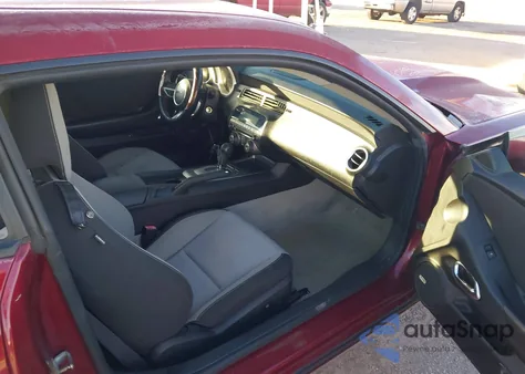 2010 Chevrolet Camaro 1Lt из США, поврежденный, VIN 2G1FB1EV3A9119577